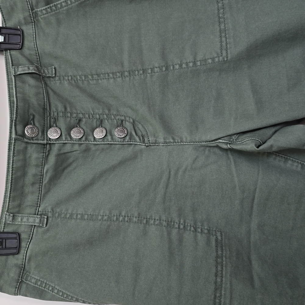 Loft capris - Picture 8 of 12